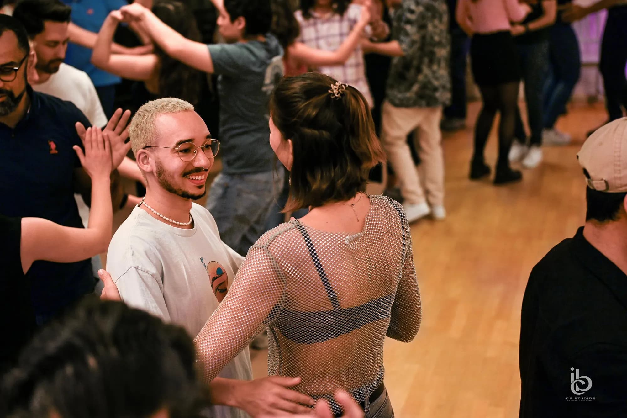 Bachata-Paar in der ICB Community in Hamburg