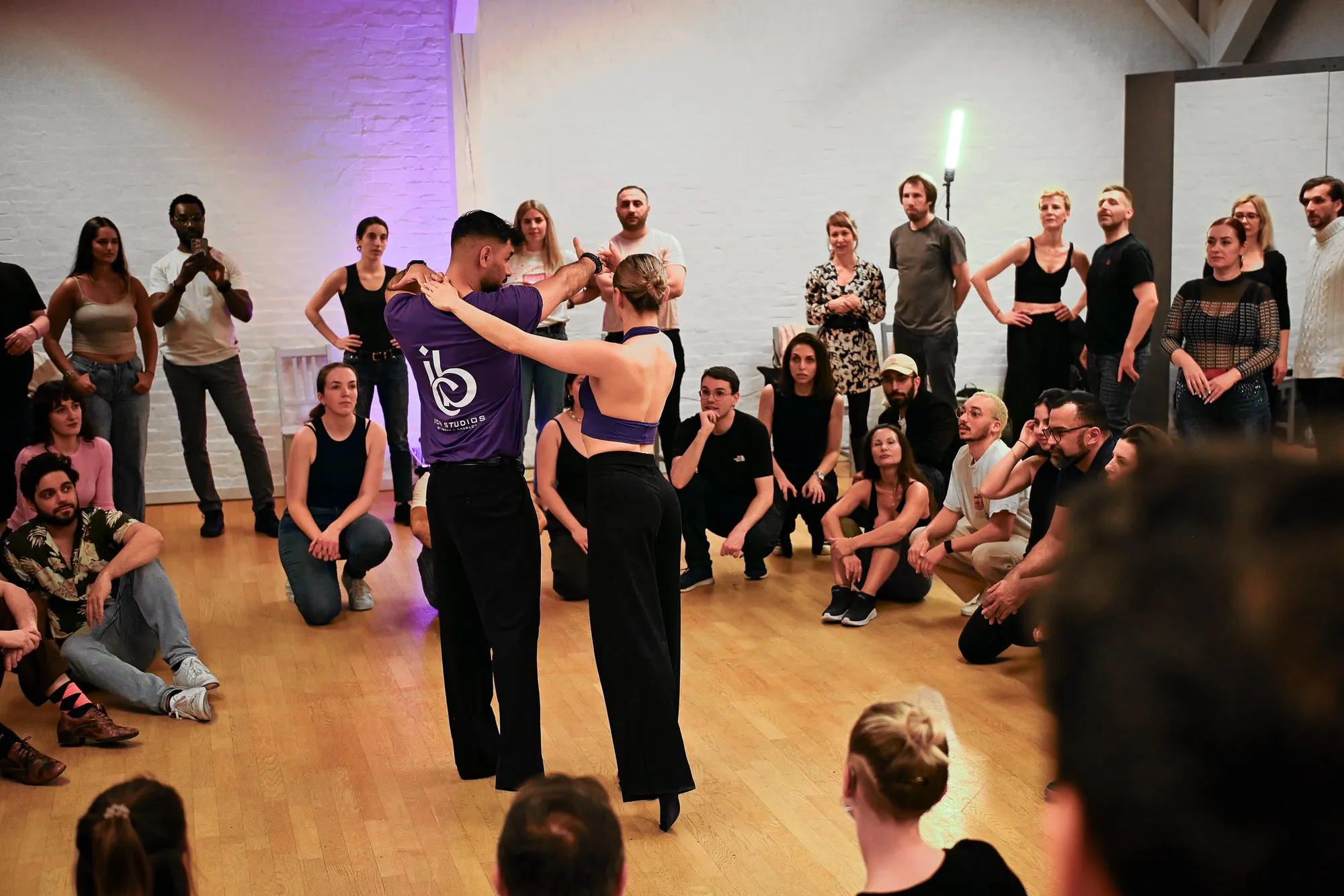 Bachata Social Dance in Hamburg, ICB Studios